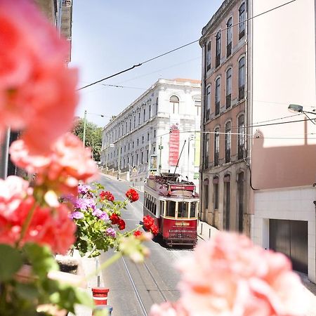 Готель Residencial Valentina Лісабон Екстер'єр фото Lisbon tram